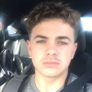 Meet your Posher, Grant